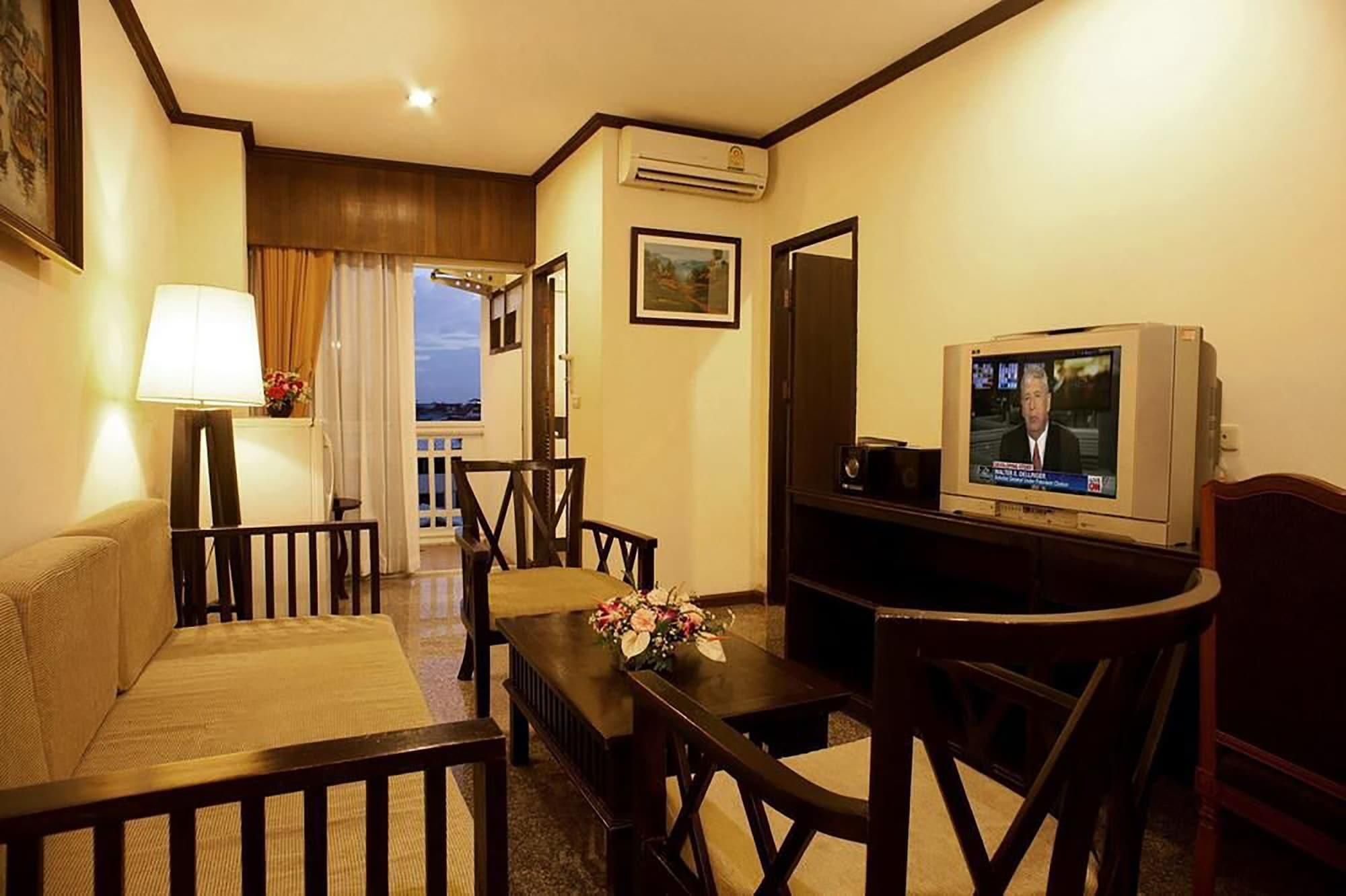 Royal Panerai Chiangmai Hotel